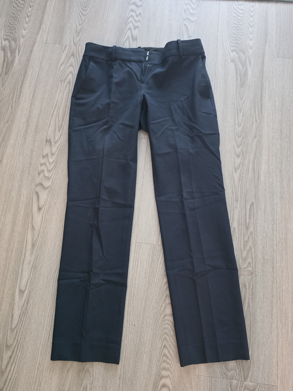 Ann Taylor Woman's Black Dress Trousers - Tailored Straight Leg